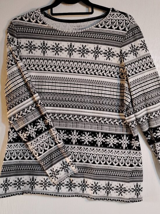 Talbots Tops - Talbots black-and-white long-sleeve knit top with Nordic winter pattern, XL